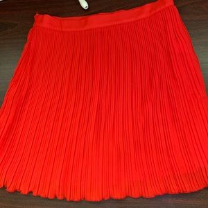Shein red pleated skirt